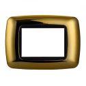 Kompatible Abdeckrahmen Bticino Livinglight 3 module konvexer Kunststoff gold glänzend Farbe
